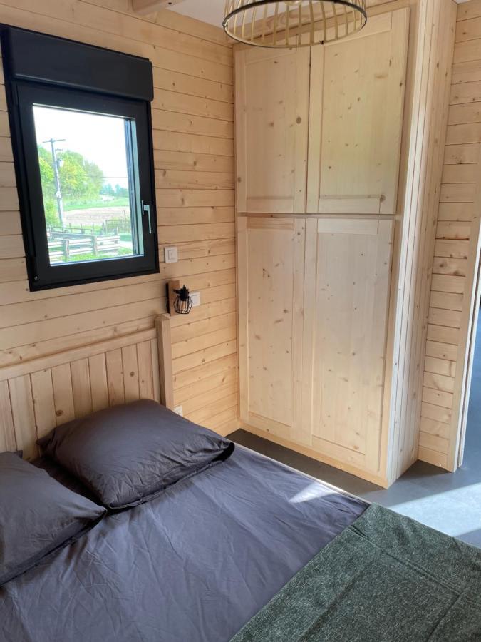 Au Coeur De La Ferme 2 Villa Lacroix-sur-Meuse Eksteriør billede