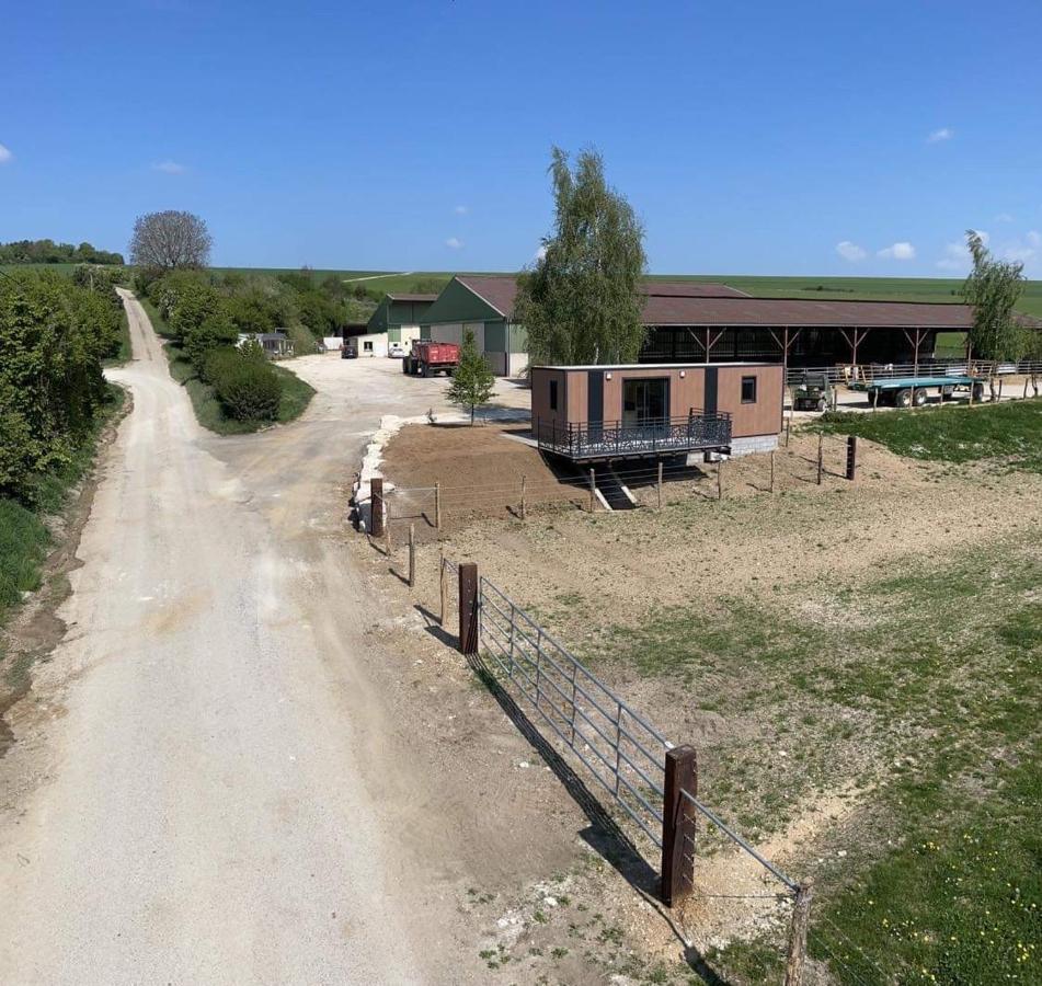 Au Coeur De La Ferme 2 Villa Lacroix-sur-Meuse Eksteriør billede